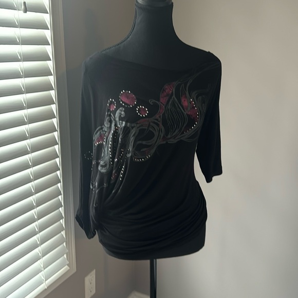 Over the shoulder shirt. Size L Buffalo - Picture 1 of 1